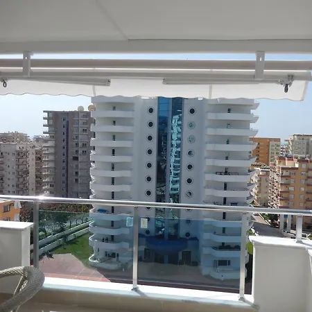 Apartament My World
